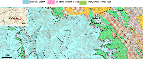 Mapa geológico que muestra diferentes formaciones de piedra caliza y áreas marcadas con colores para distinguir tipos específicos de roca en una región costera.

Descripción generada con IA